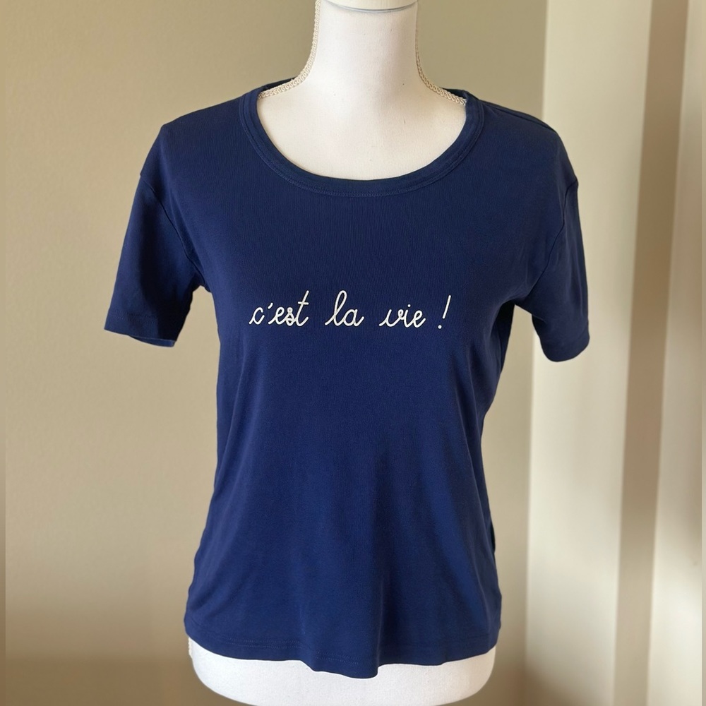 C’est la vie! Navy tee